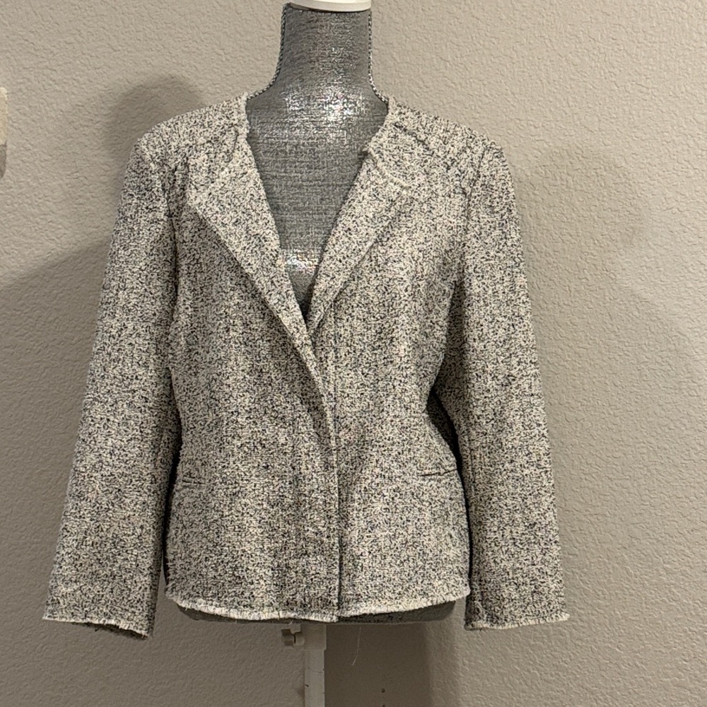LOFT Monochrome Textured Blazer - Picture 1 of 8